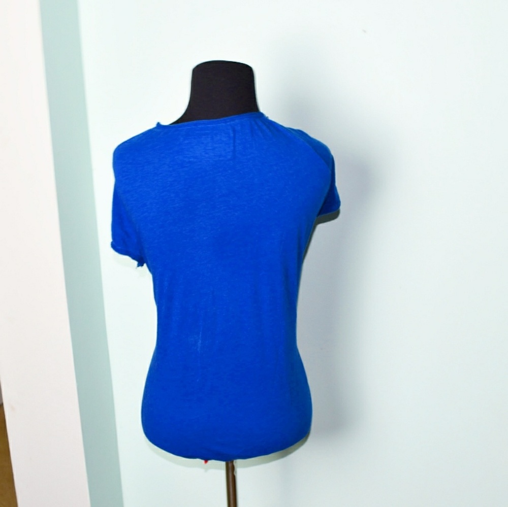 American Eagle Flowy Navy Top - Picture 2 of 2